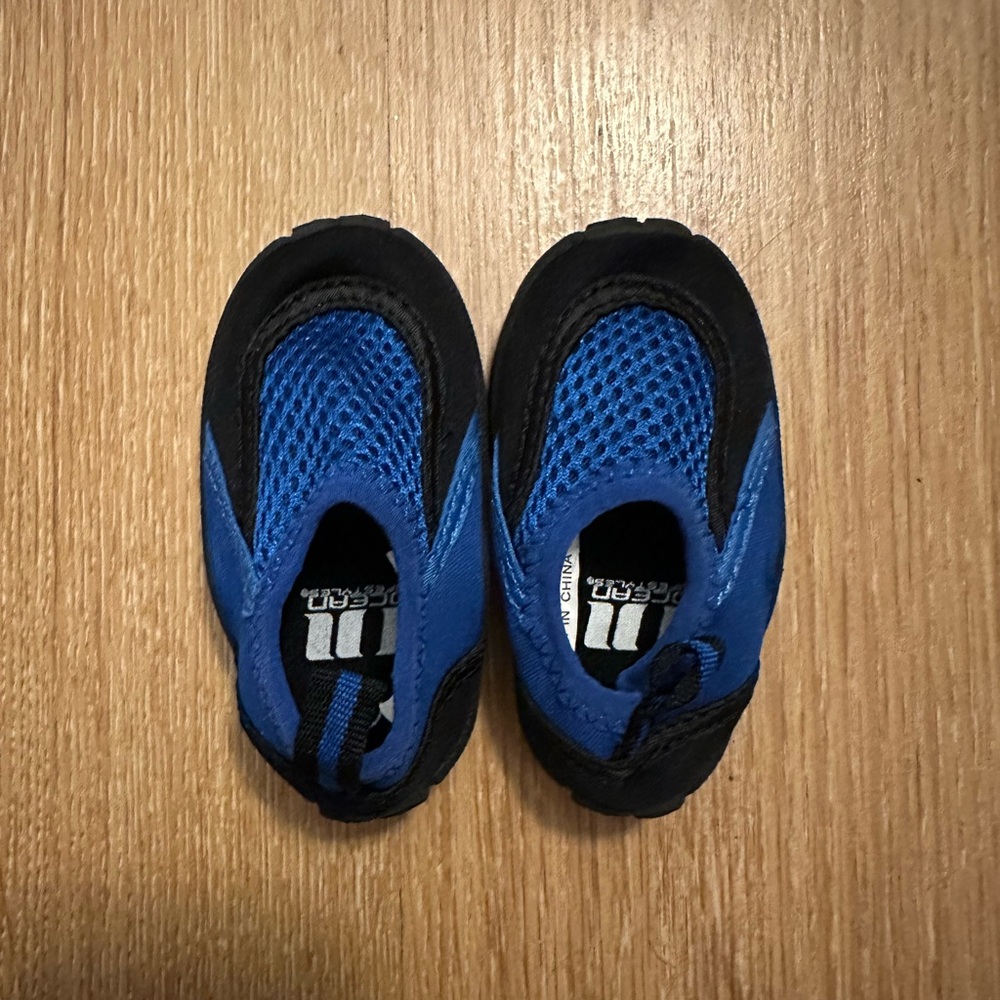 Infants Blue and Black Water Shoes